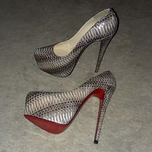 Authentic Christian Louboutin Daffodile